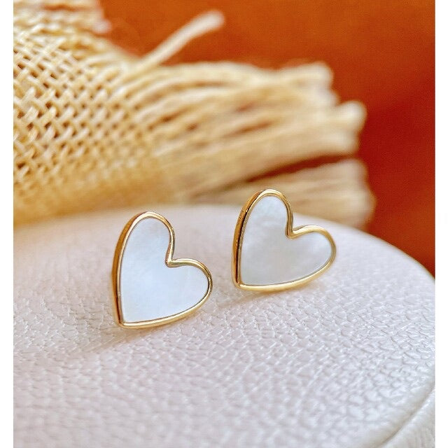 Aretes Corazón Concha Nácar