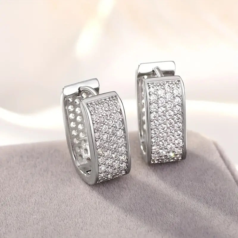 Aretes Arracadas Rectas con Micropavé Plata