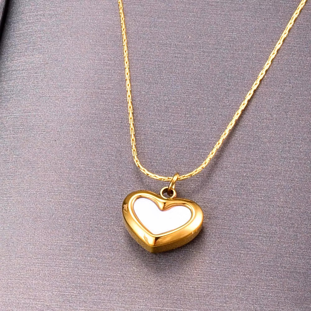 Collar Dije de Corazón Madre Perla