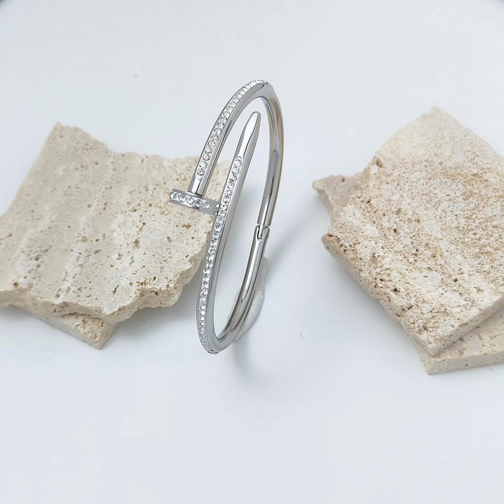 Pulsera Justo en el Clavo con Micropavé de Circonias Plata